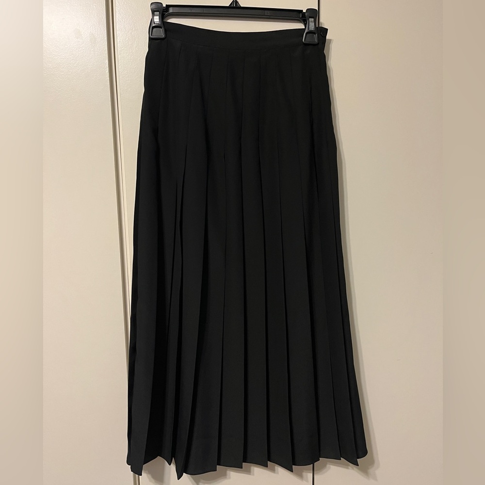 Elegant Black Midi Skirt